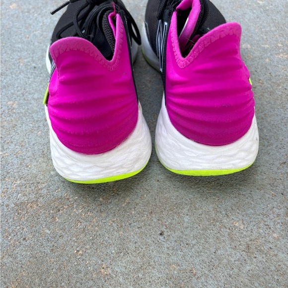 New Balance Women's Black and Purple Sneakers - Picture 4 of 7